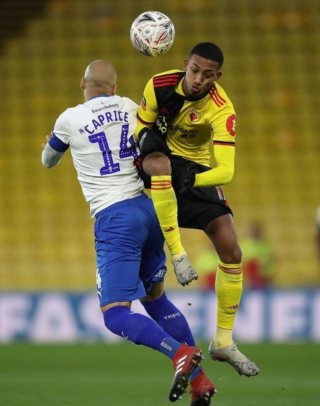 关于沃特福德客场大胜，重返胜利轨道的信息