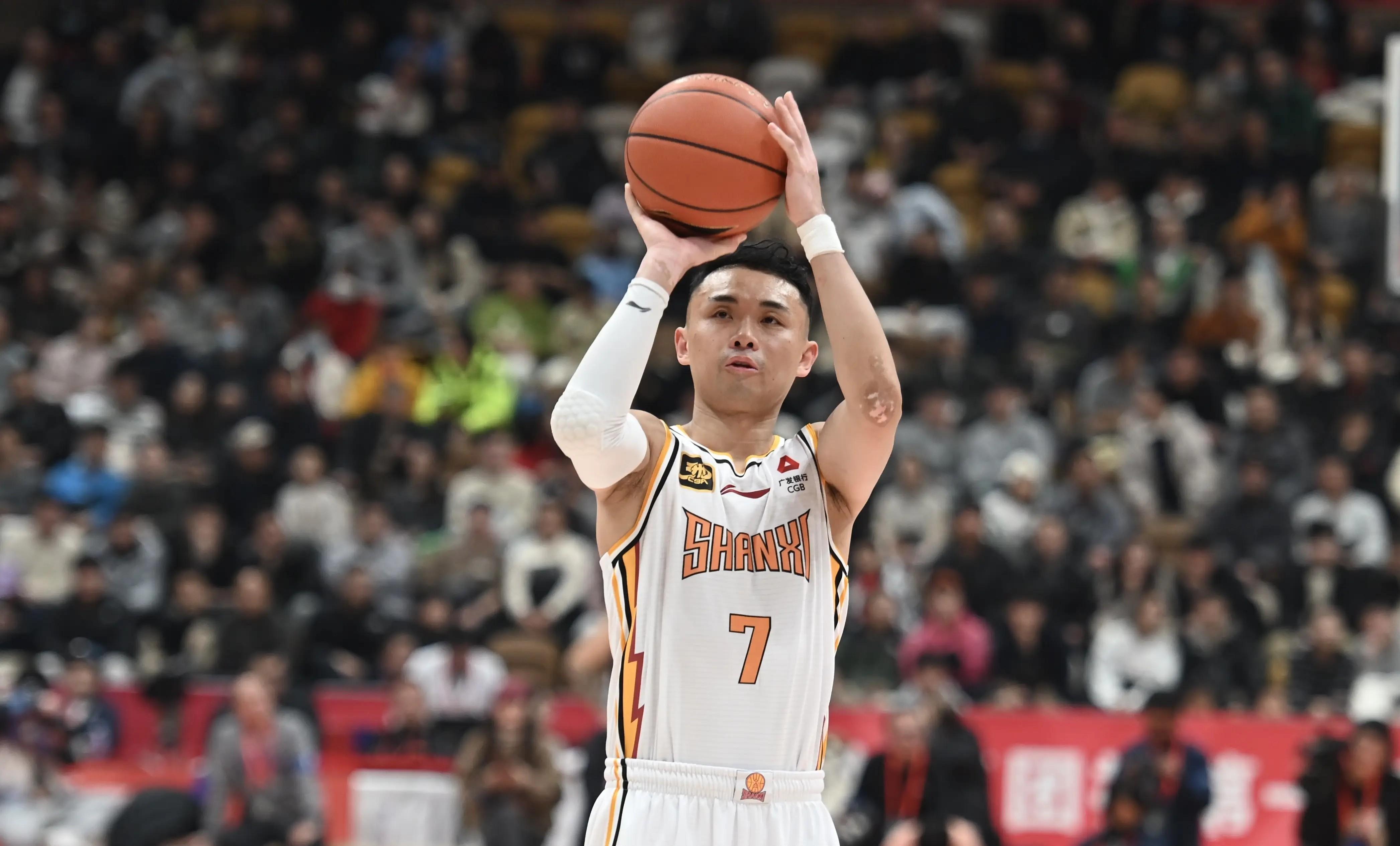 关于山西男篮队员训练受伤，备战受影响的信息