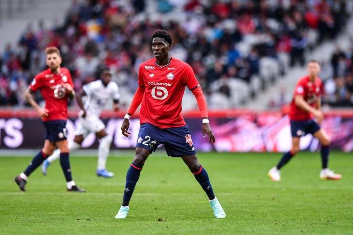 里尔主帅调整战术，赢得战役