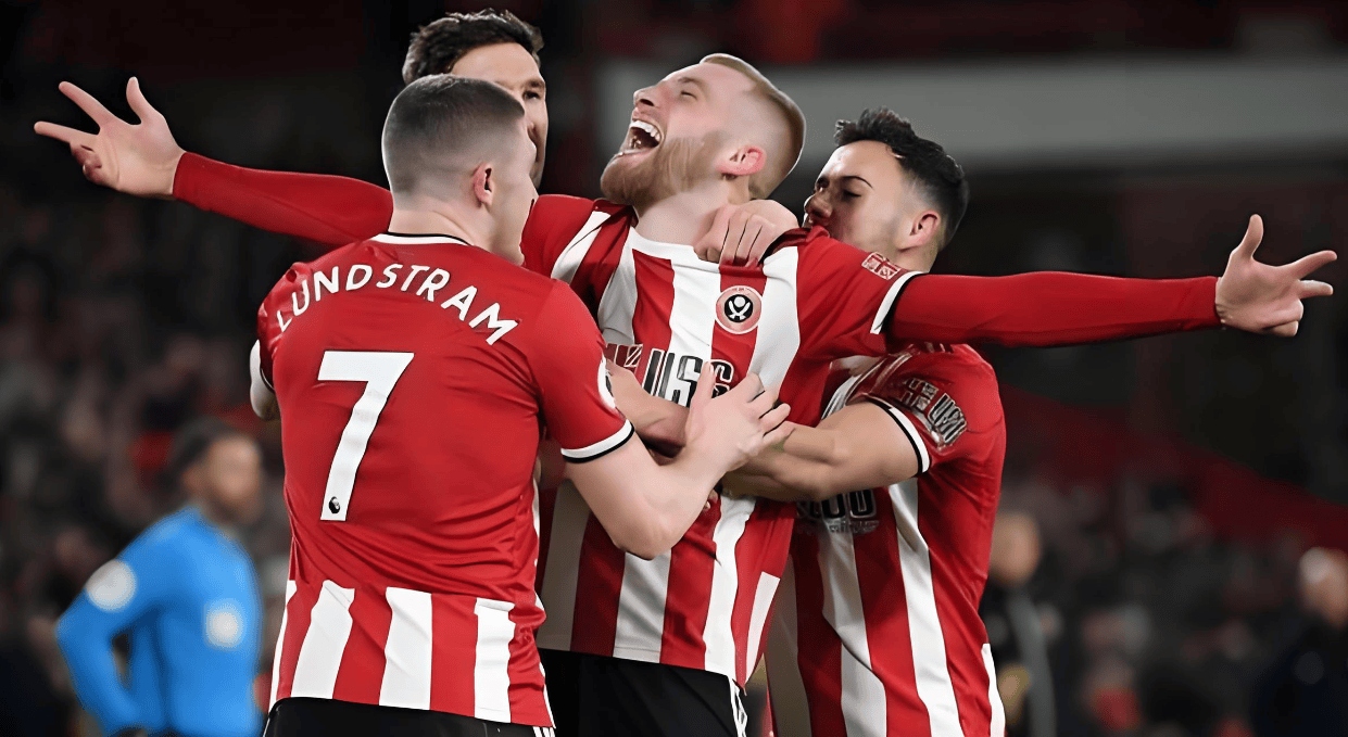 包含利物浦重振雄风，球队士气高昂的词条