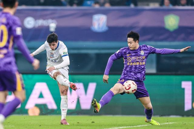 关于上港不敌申花，输球延续低迷的信息