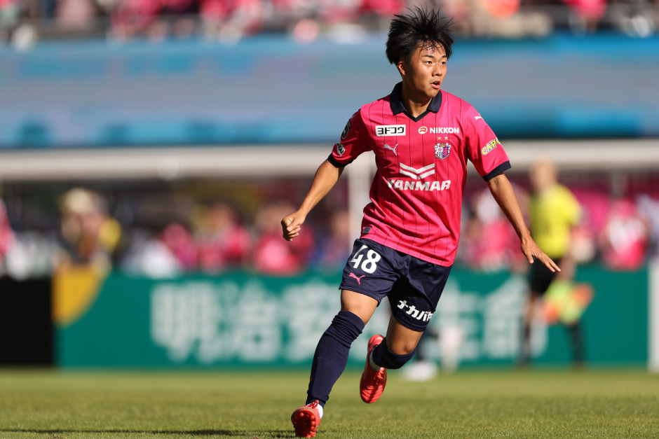 大阪樱花球队备战，迎战强劲对手